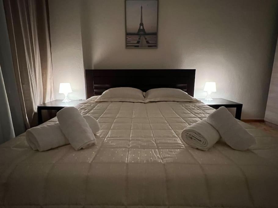 Markopoulosapartments Nea Moudhania Exteriör bild