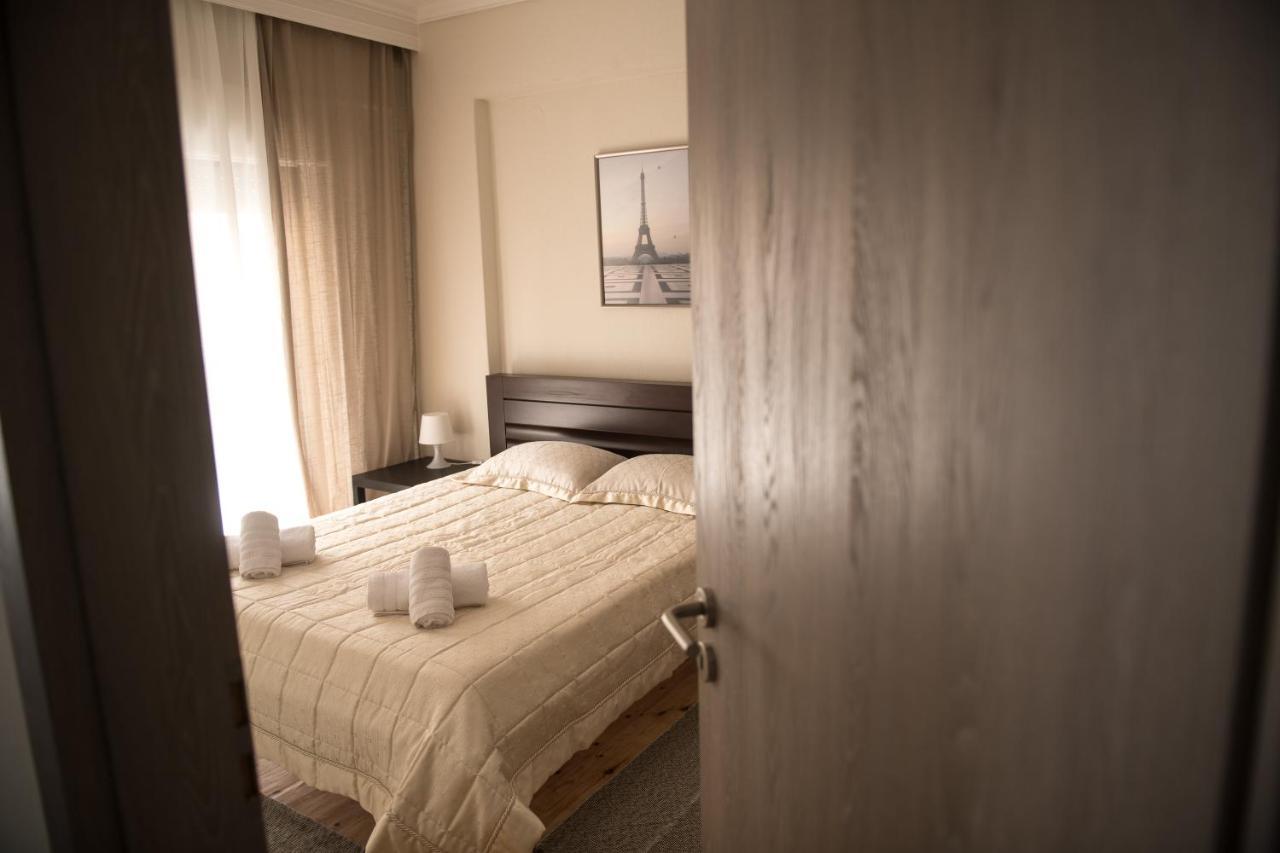 Markopoulosapartments Nea Moudhania Exteriör bild