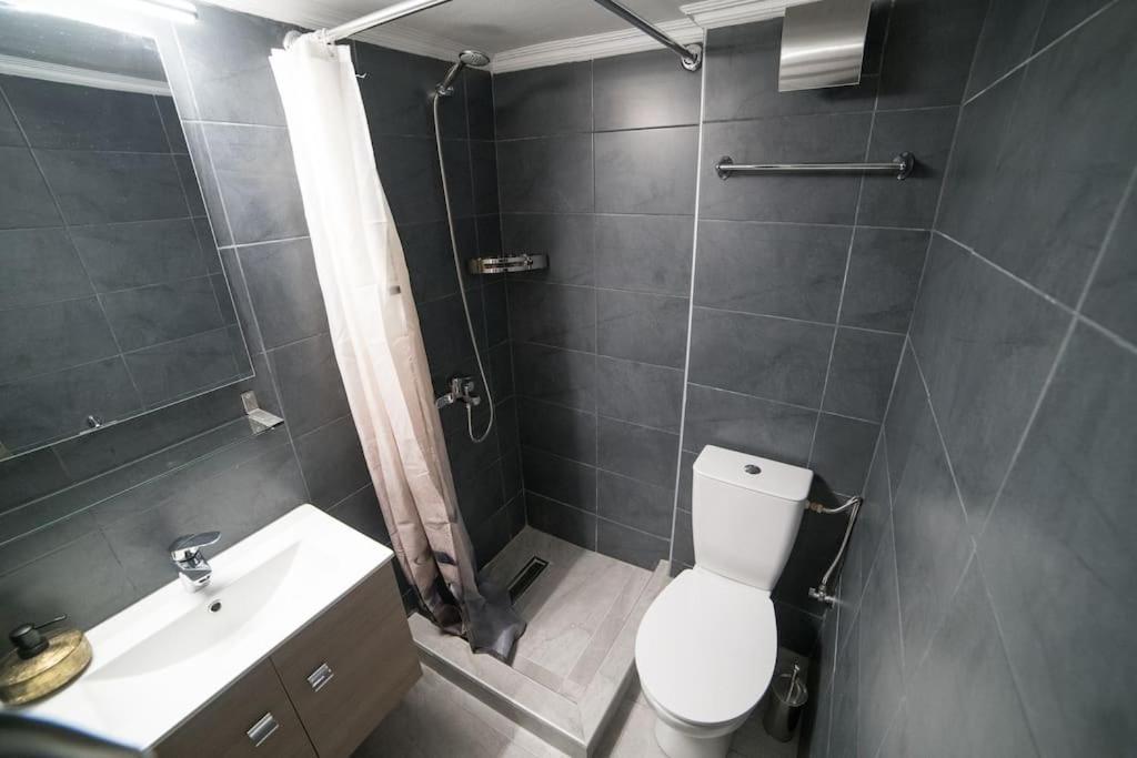 Markopoulosapartments Nea Moudhania Exteriör bild